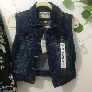 NWT wallflower cropped distressed denim vest